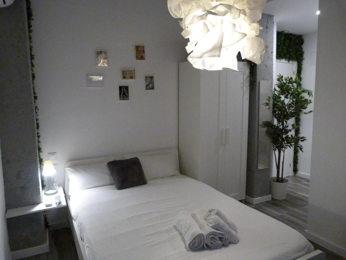 Intimo Y Acogedor "Algunos" Con Banera Hidromasaje Lägenhet Valencia Exteriör bild